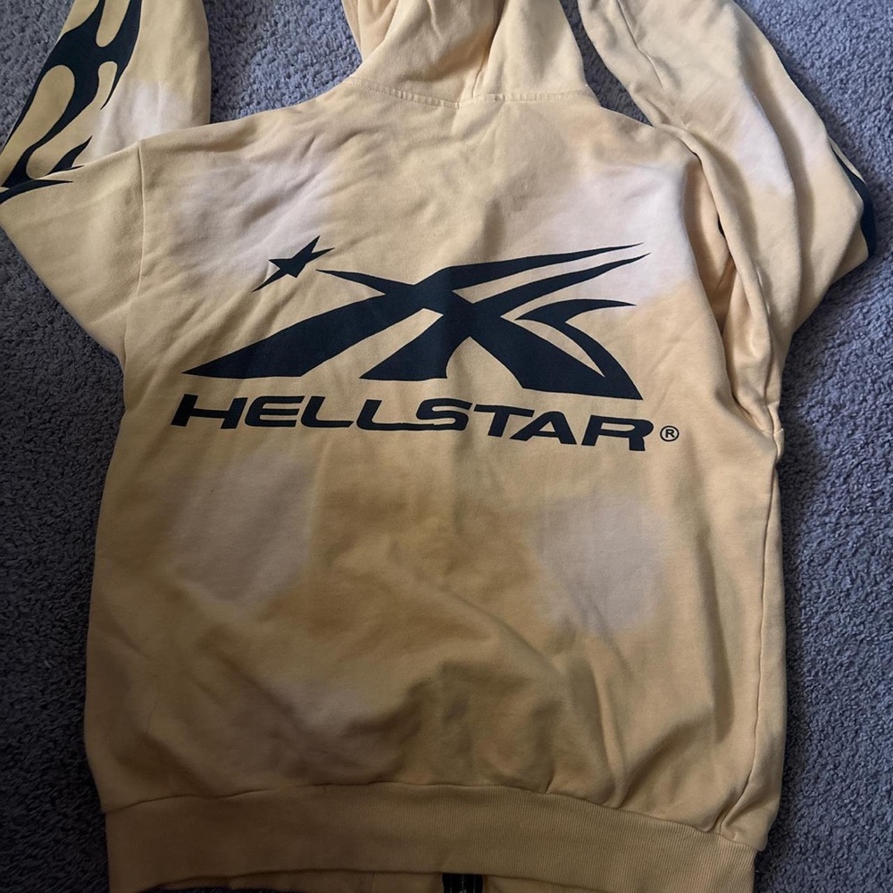 Hellstar Men's Yellow Graphic Hoodie